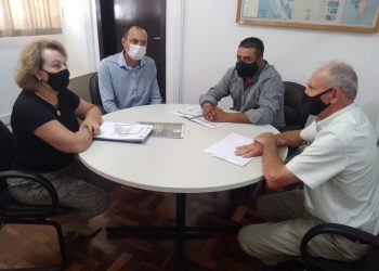 ESTIAGEM: Presidente da Câmara participa de reunião com Secretária de Agricultura